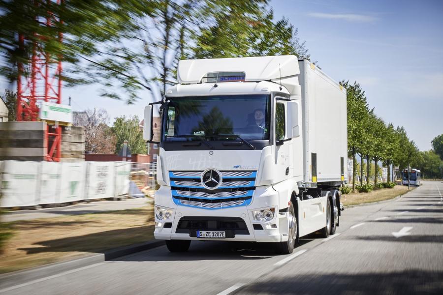  Mercedes-Benz eActros 6x2 (MP4 / Br.963) 2018 года  (фото 16 из 36)